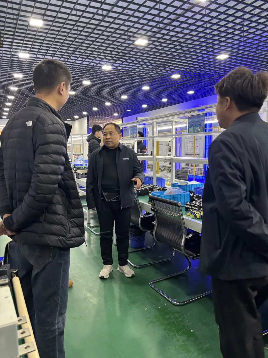 1763367530788286.jpg 国网河南电科院技术专家莅临泰普科技开展技术交流_6f234b03d20e4517b7499e9107c59ba7.jpg